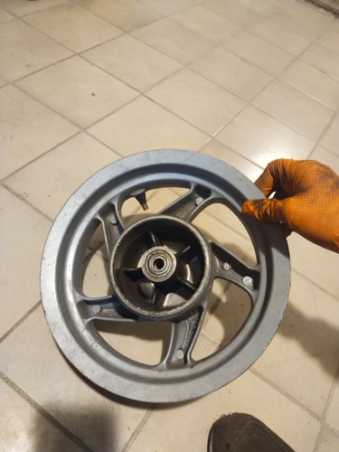 Cerchio anteriore piaggio zip - anteriore,